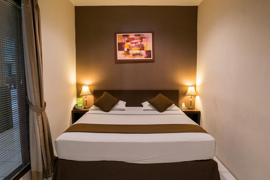 The Harmony Legian Hotel กูตา ภายนอก รูปภาพ